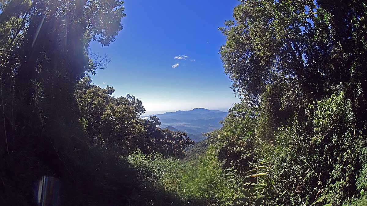 071 Blick von einem der umliegenden Berge in Paraty DSC05977