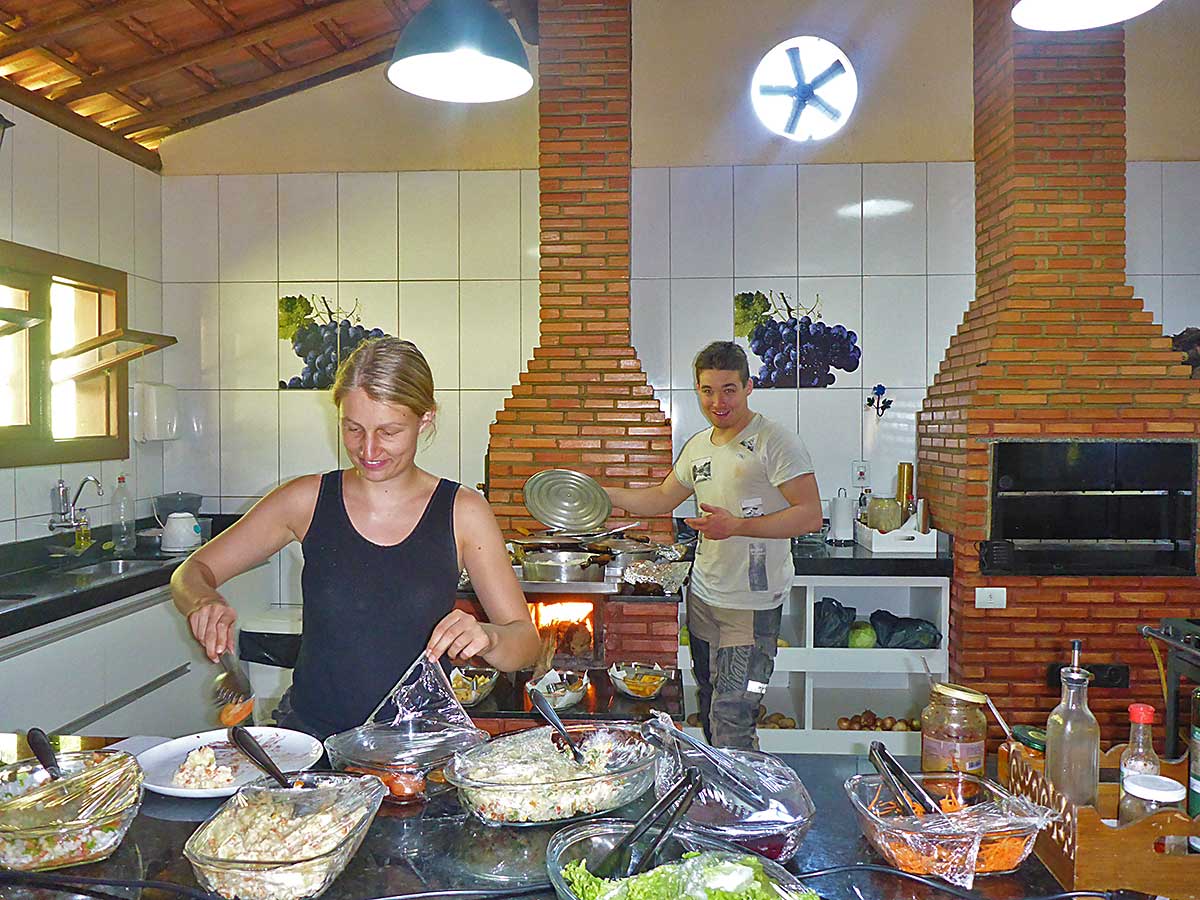 19 Mittagsbuffet per Kilo in Minas Gerais